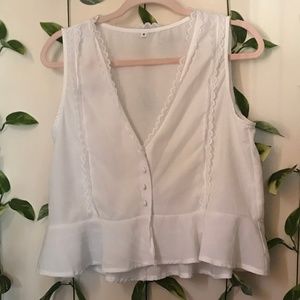 ❤️❤️❤️sleeveless ruffle bottom top